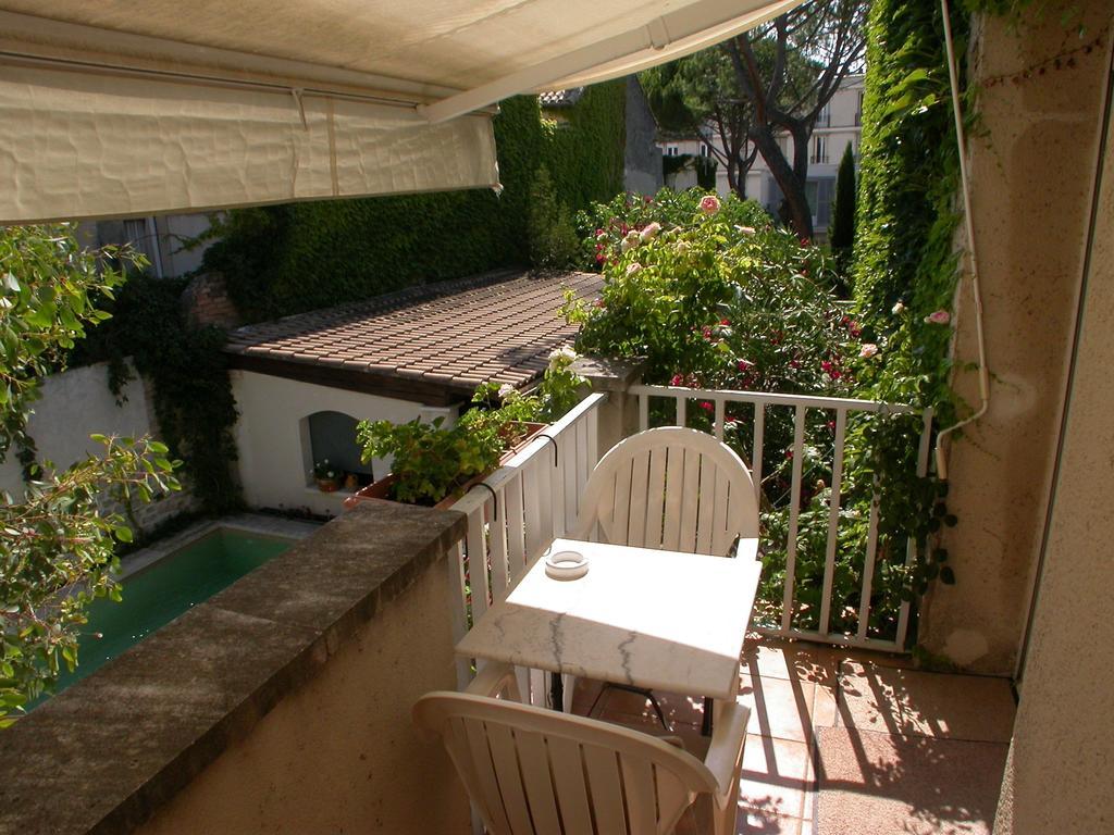 Apartments La Madeleine Avinhão Quarto foto